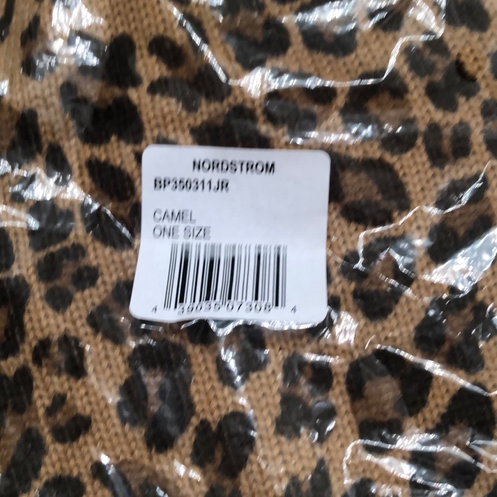 Leopard beanie - Picture 2 of 4